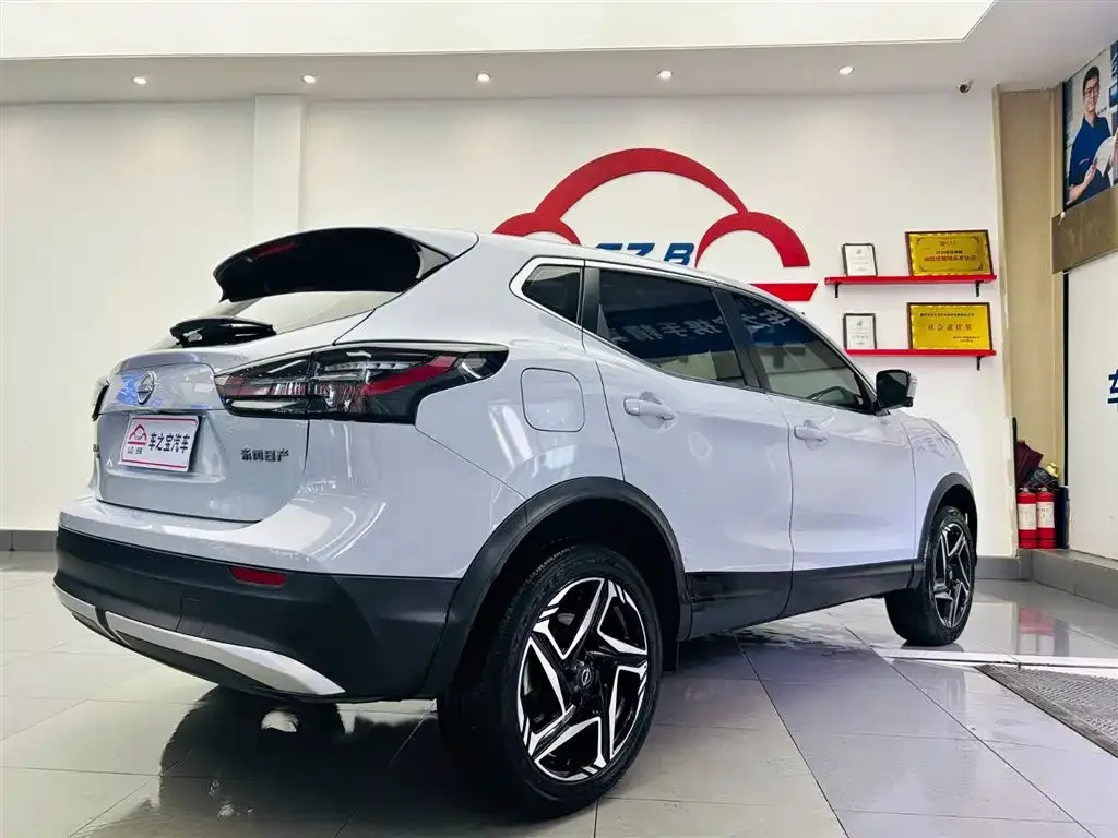 Nissan Qashqai — фото 3