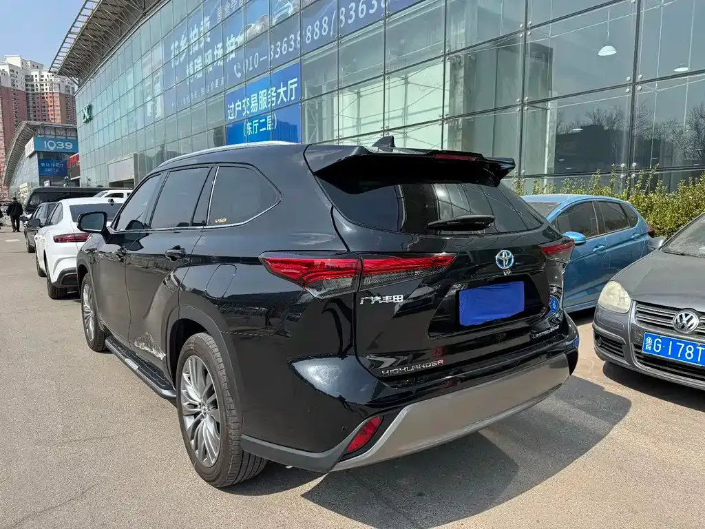 Toyota Highlander 2024 из CN, фото 9