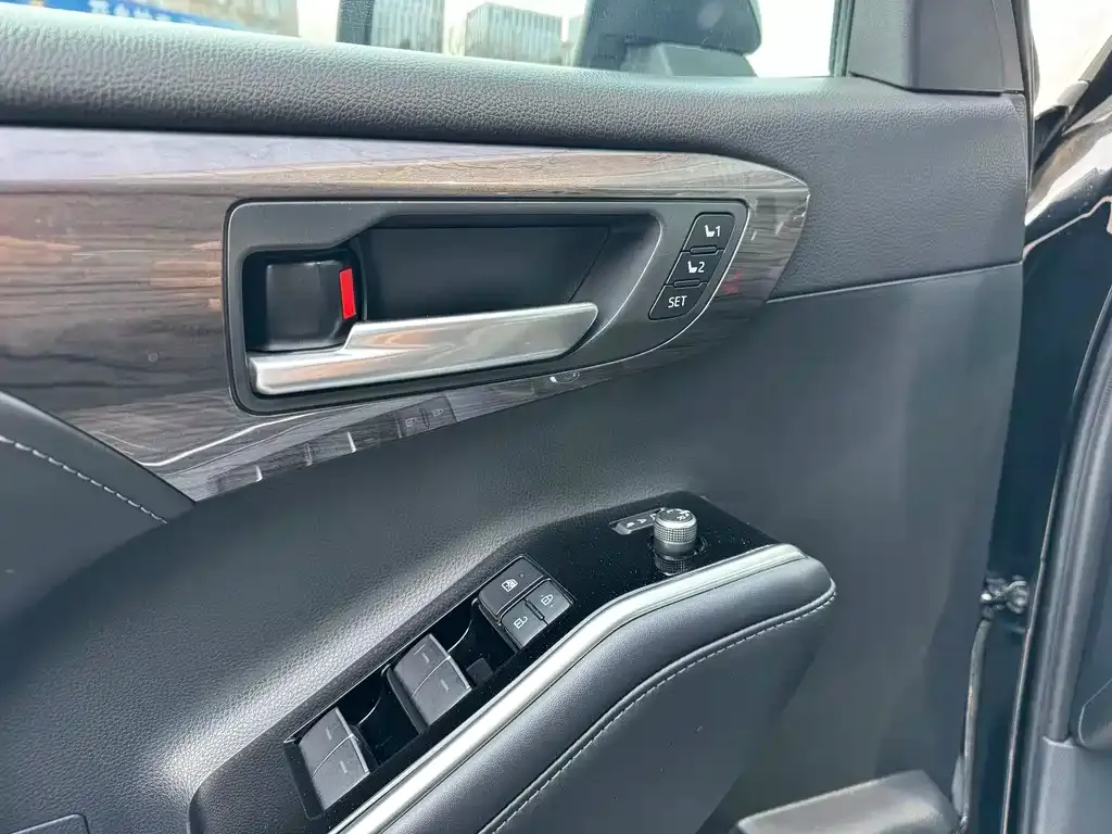 Toyota Highlander 2024 из CN, фото 3