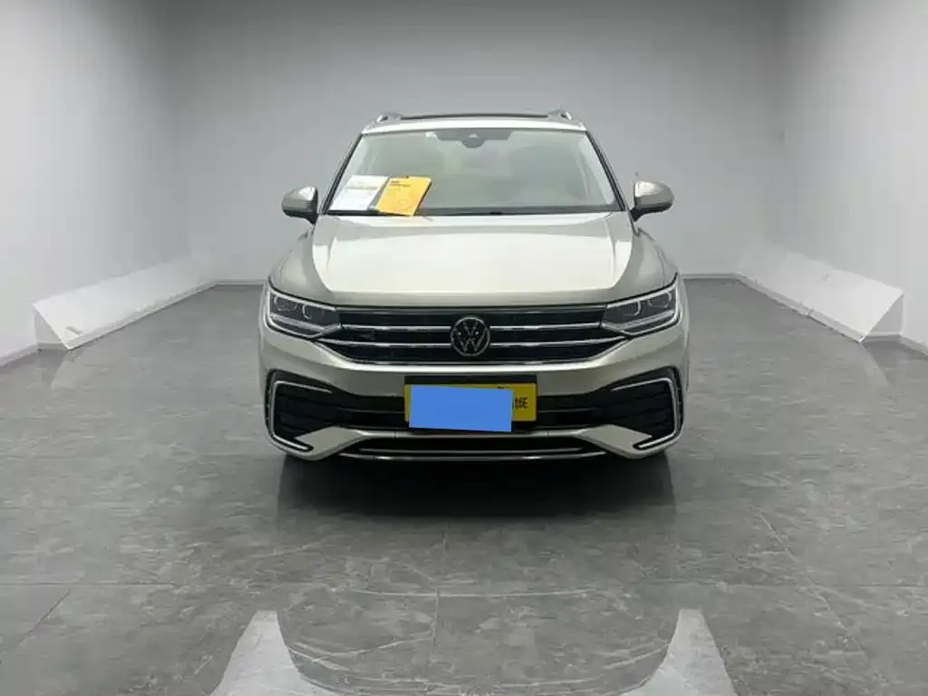 Volkswagen Tiguan L 2023 из CN, фото 3