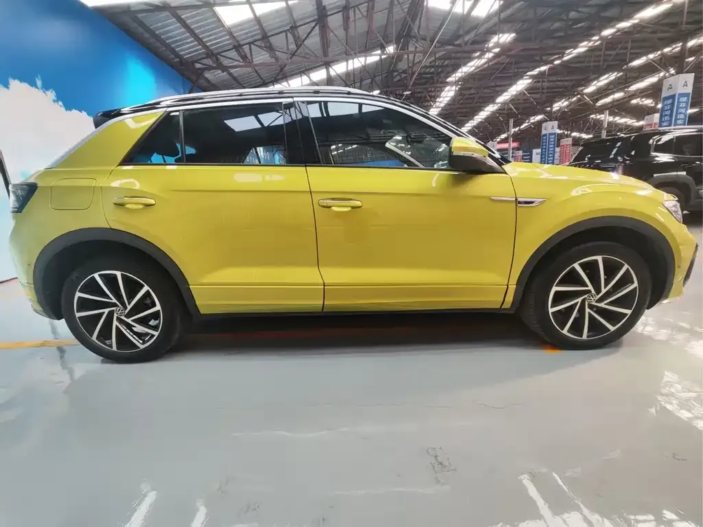 Volkswagen T-Roc — фото 2