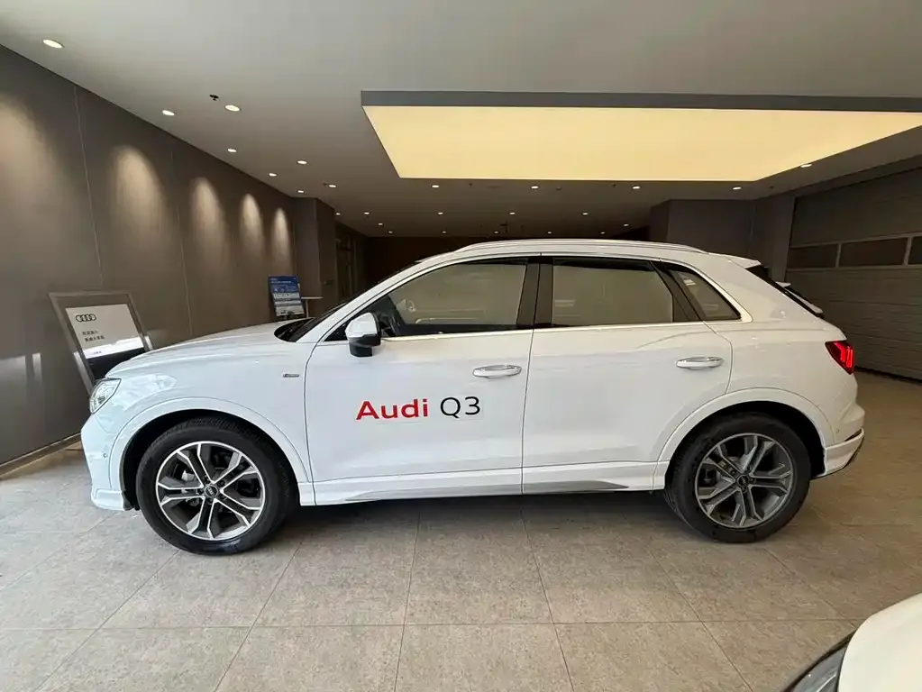 Audi Q3 — фото 2