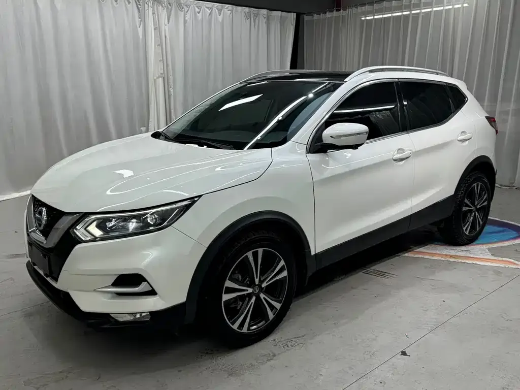 Nissan Qashqai 2022 из CN, фото 1