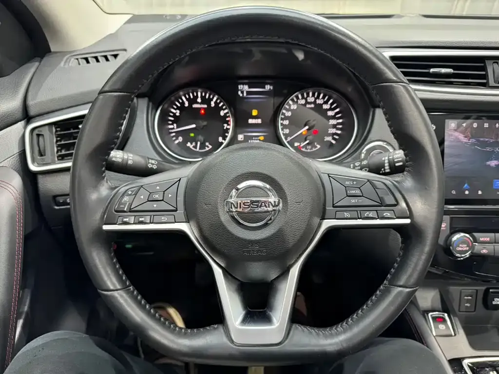 Nissan Qashqai 2022 из CN, фото 2