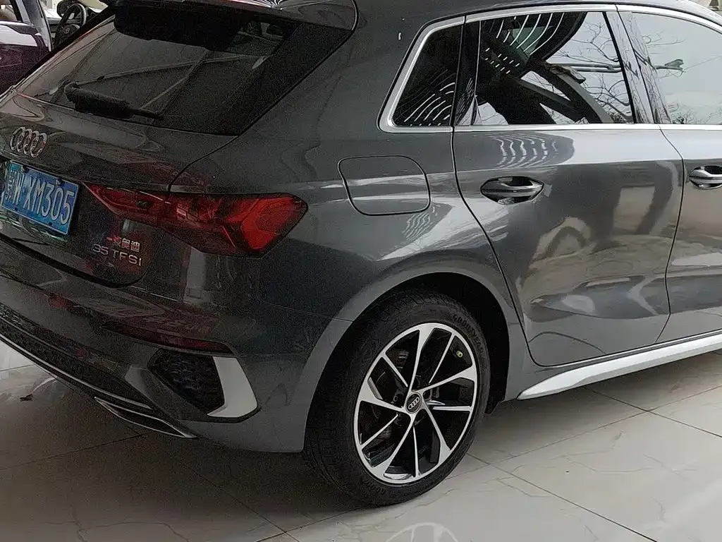 Audi A3 2023 из CN, фото 5