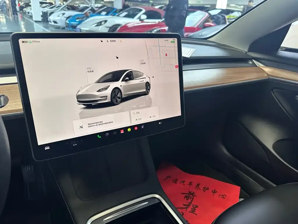 Tesla Model 3 — фото 6