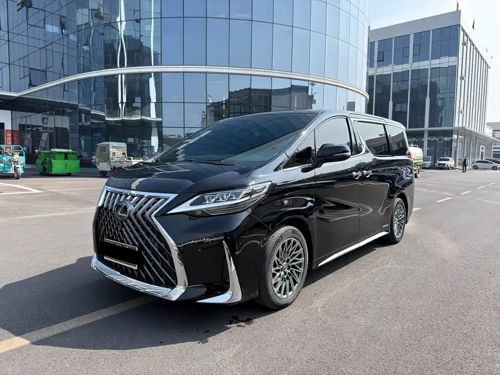 Toyota Vellfire 2023 из CN, фото 10
