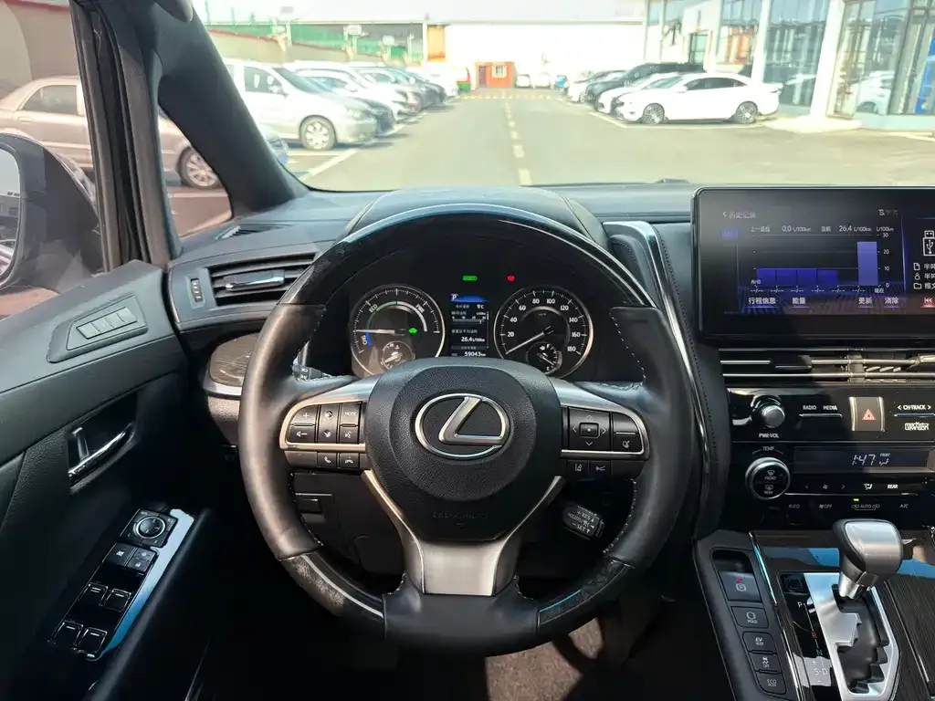 Toyota Vellfire 2023 из CN, фото 5