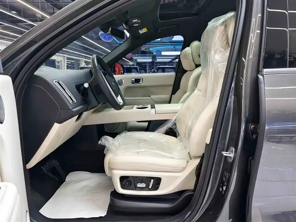 Li Auto L8 2024 из CN, фото 7