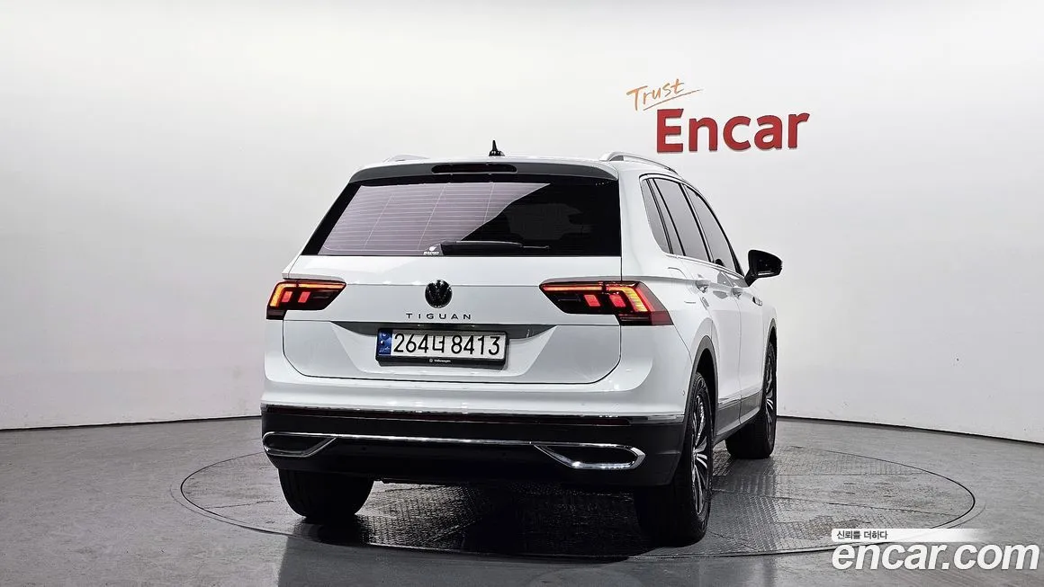 Volkswagen Tiguan — фото 5
