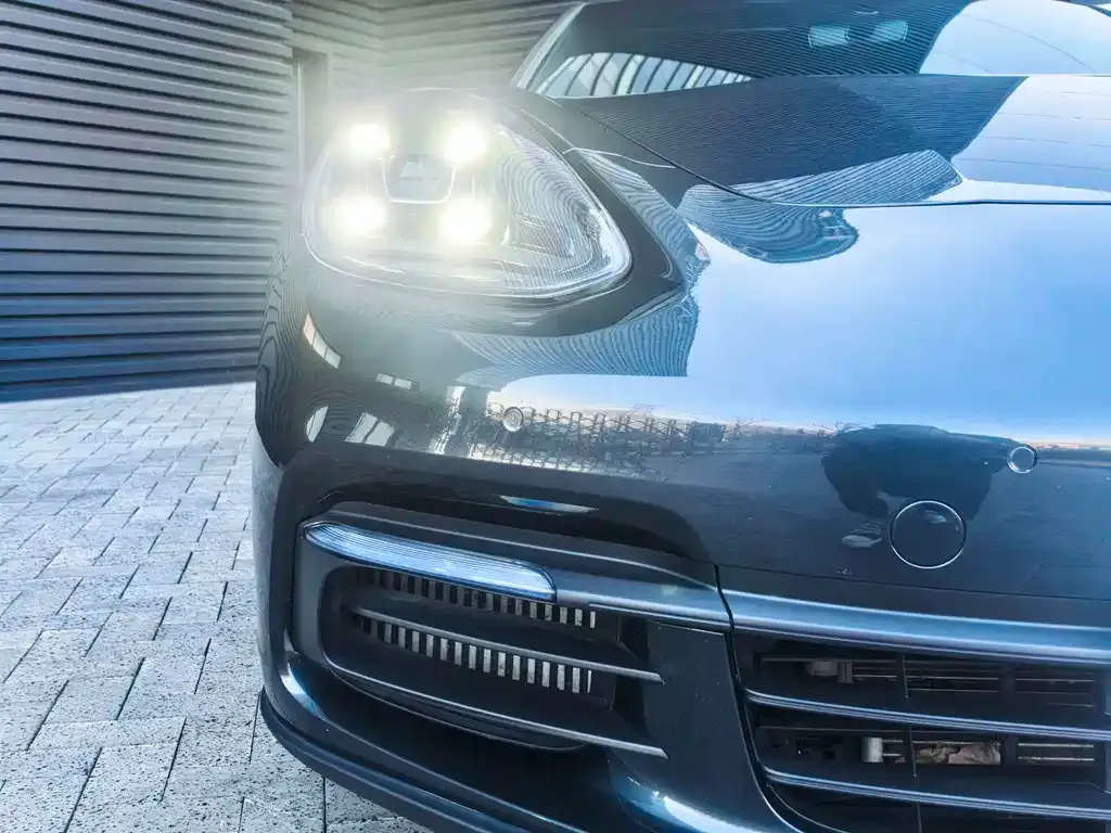 Porsche Panamera — фото 4