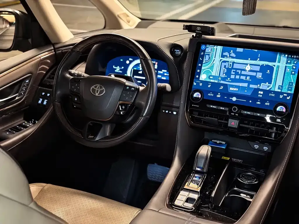 Toyota Alphard 2023 из CN, фото 7