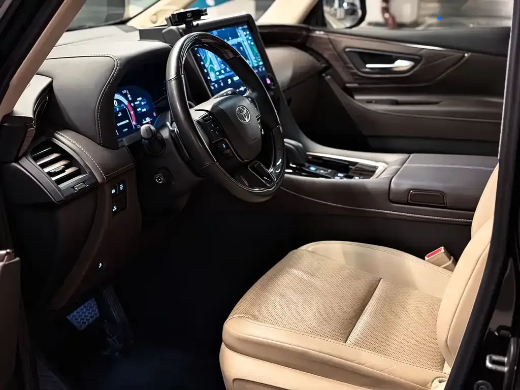 Toyota Alphard 2023 из CN, фото 6