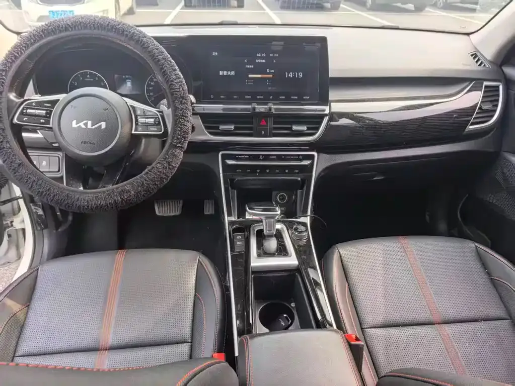 Kia KX3 — фото 2