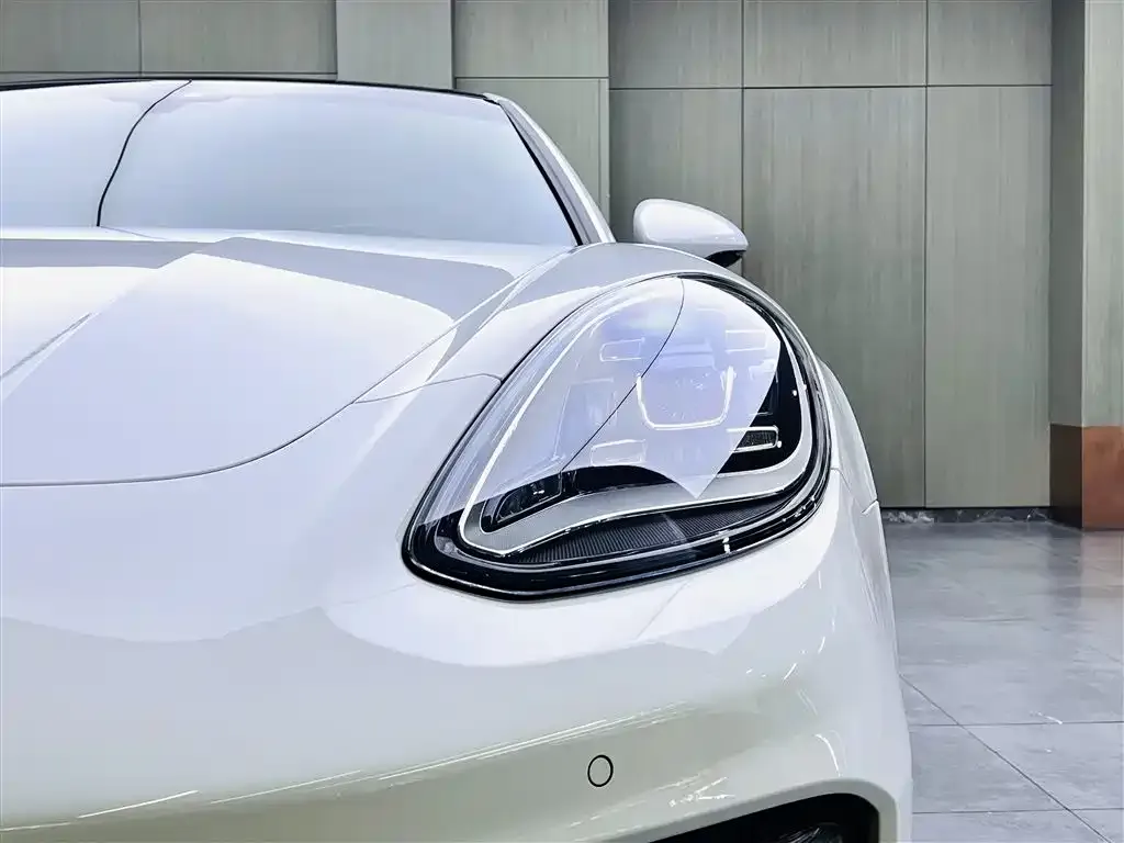 Porsche Panamera — фото 4