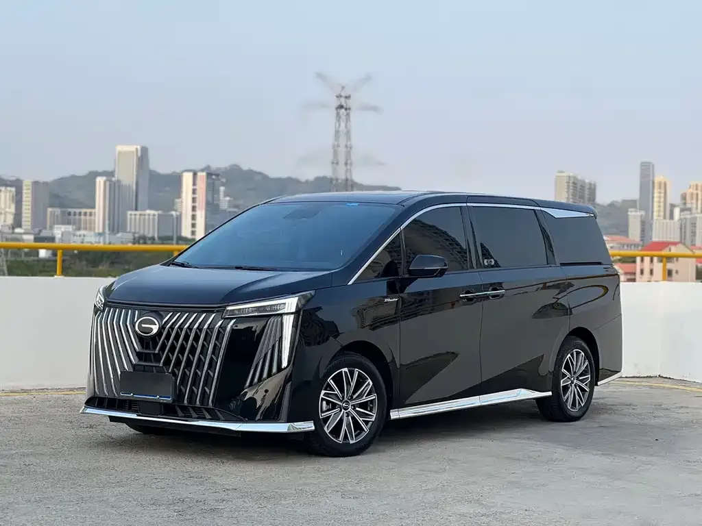 GAC Motor Trumpchi M8 — фото 1