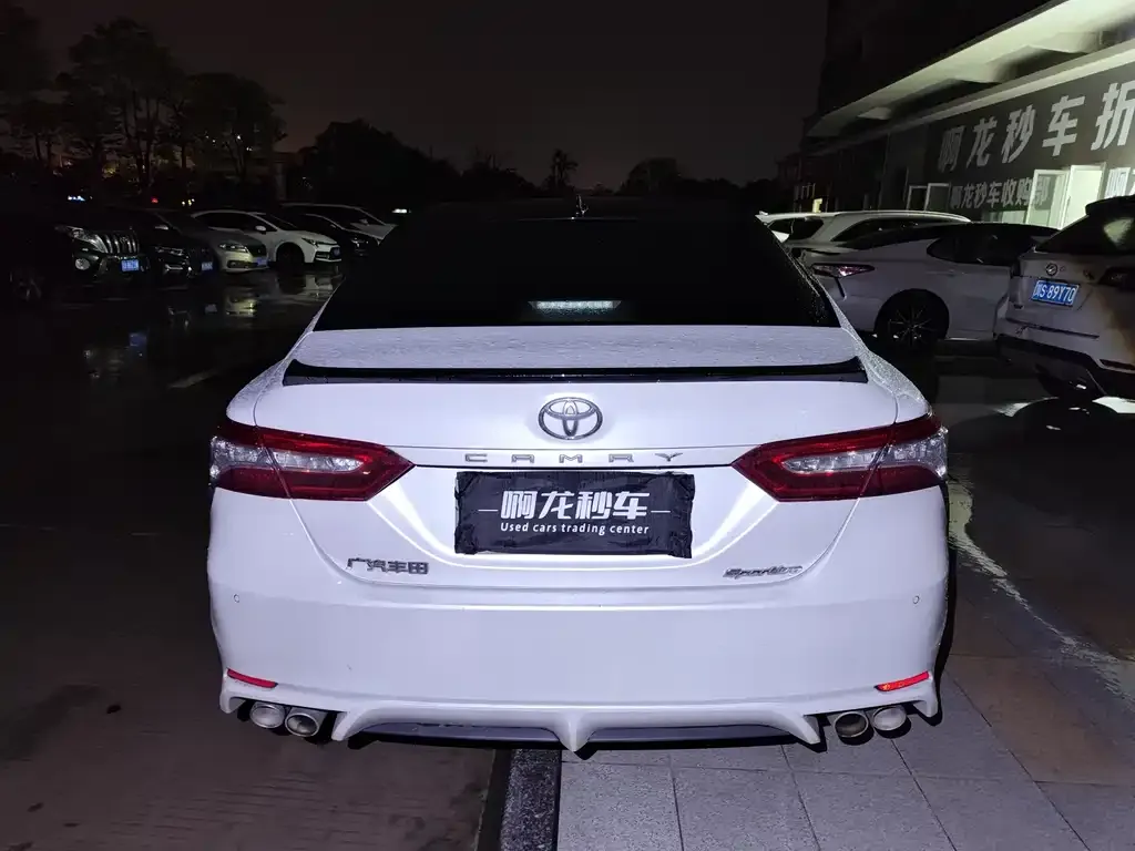 Toyota Camry 2022 из CN, фото 7