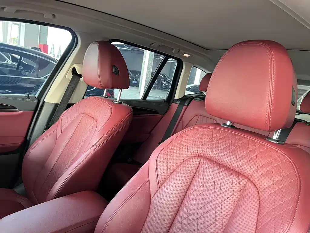 BMW X3 2022 из CN, фото 2