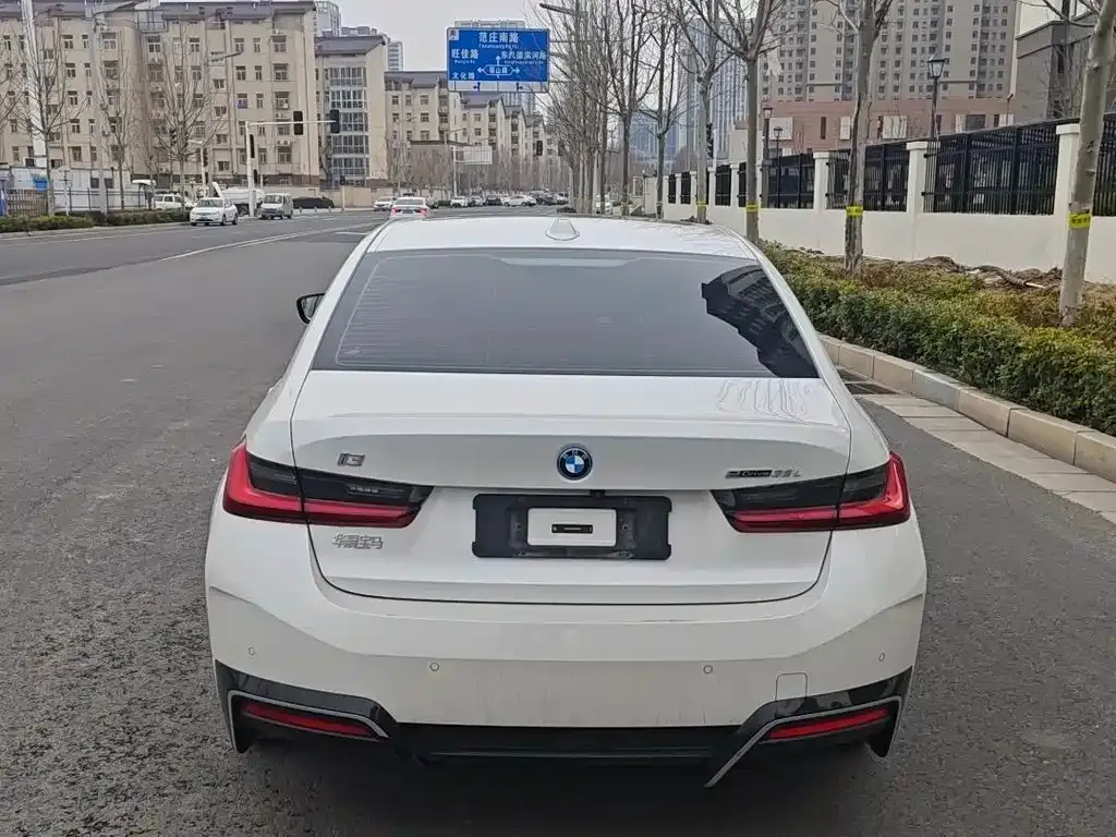 BMW i3 — фото 6