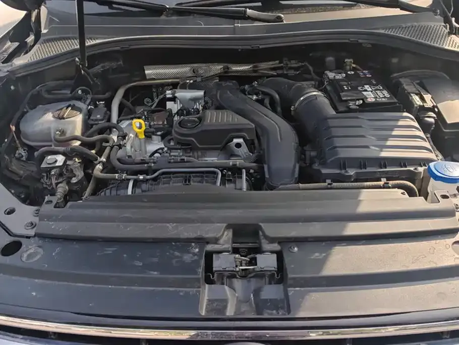 Volkswagen Tiguan L 2023 из CN, фото 10