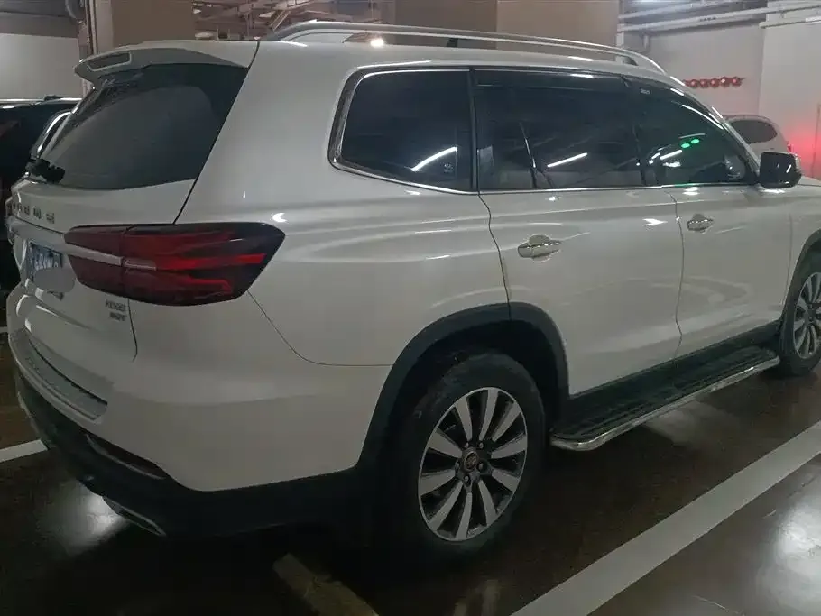 Roewe RX8 2023 из CN, фото 9