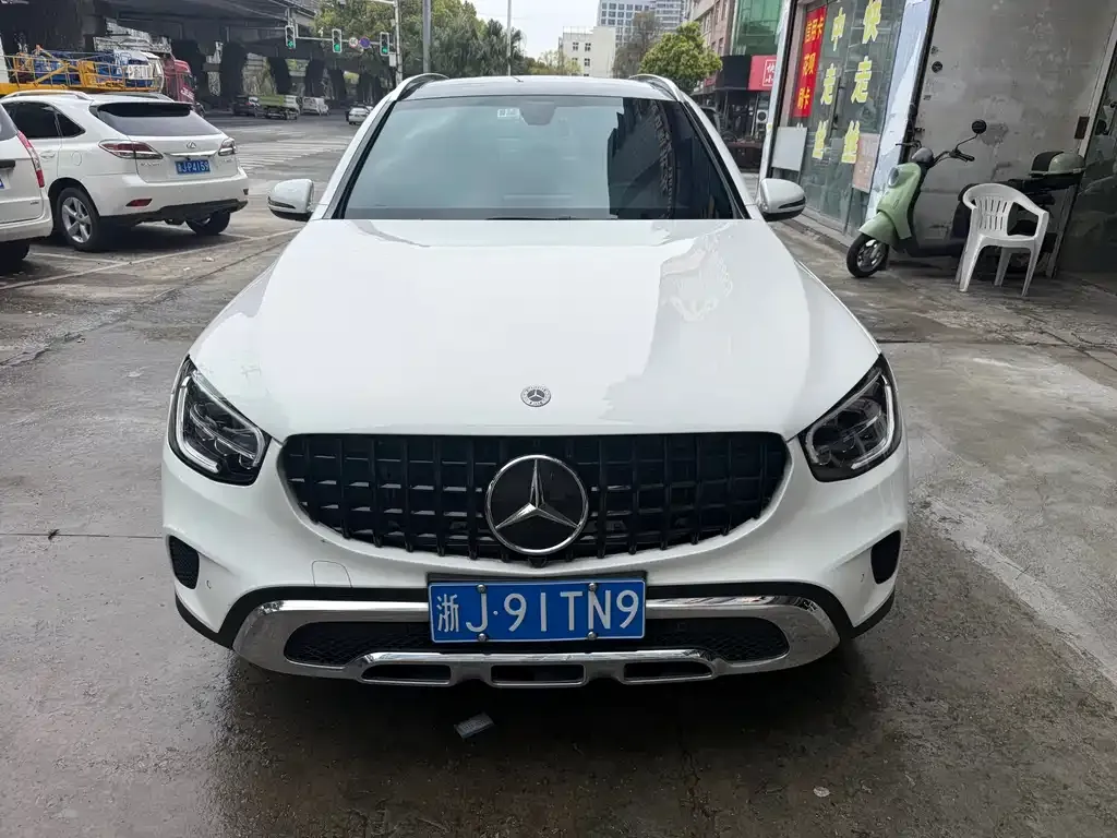 Mercedes-Benz GLC — фото 1