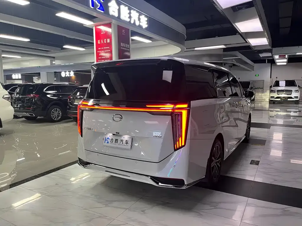 GAC Motor Trumpchi M8 — фото 4