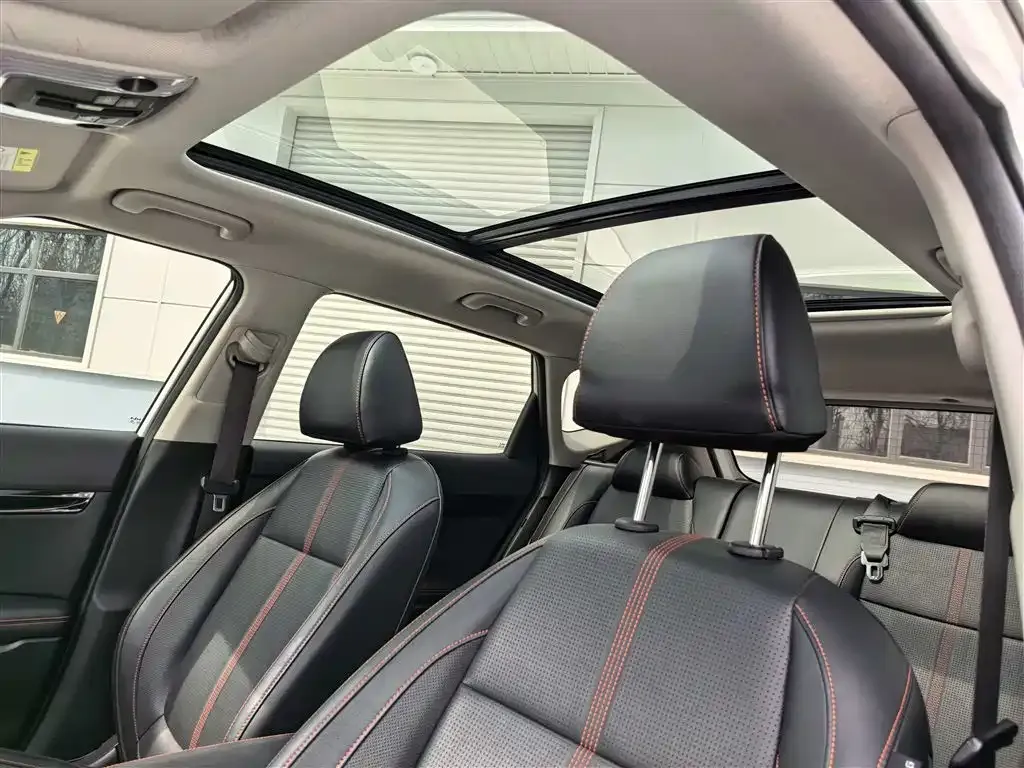Kia KX3 — фото 10