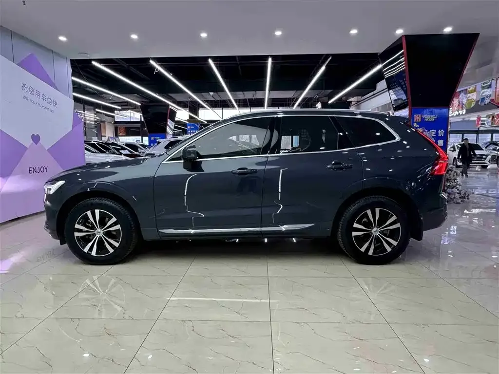 Volvo XC60 2022 из CN, фото 5