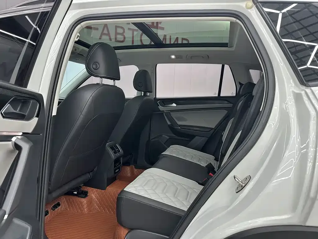 Volkswagen Tayron 2023 из CN, фото 2