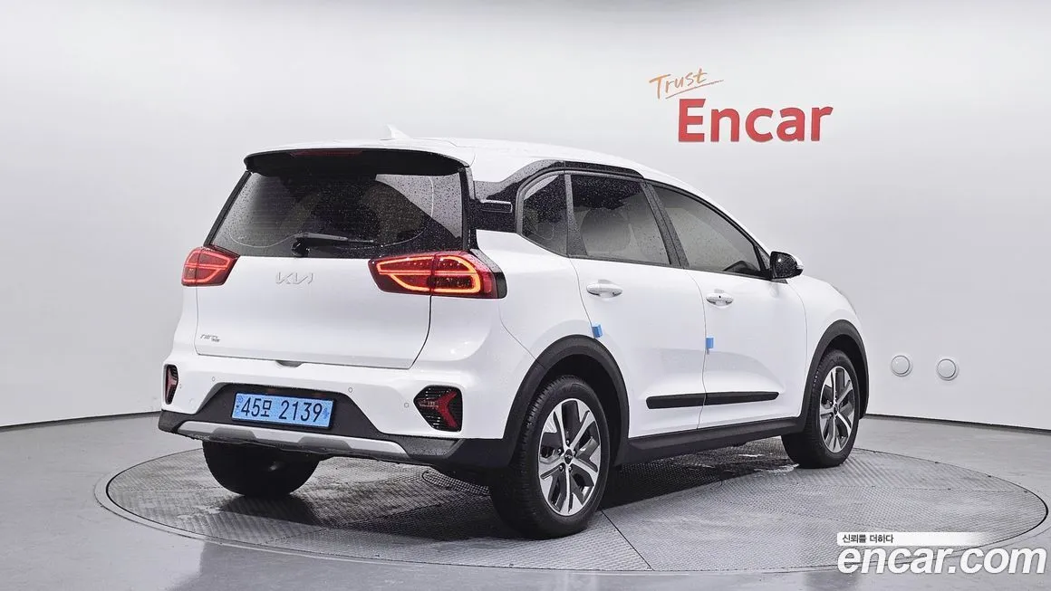 Kia Niro — фото 3