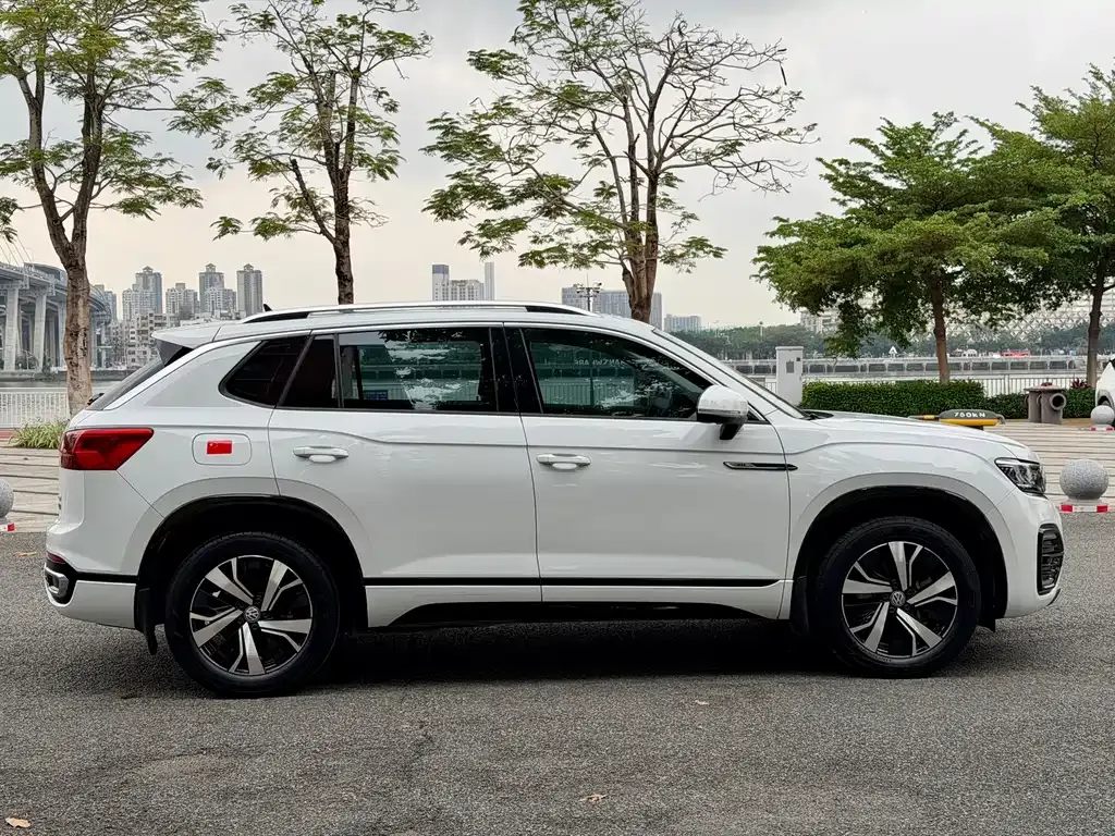 Volkswagen GTE PHEV 2021 из CN, фото 7
