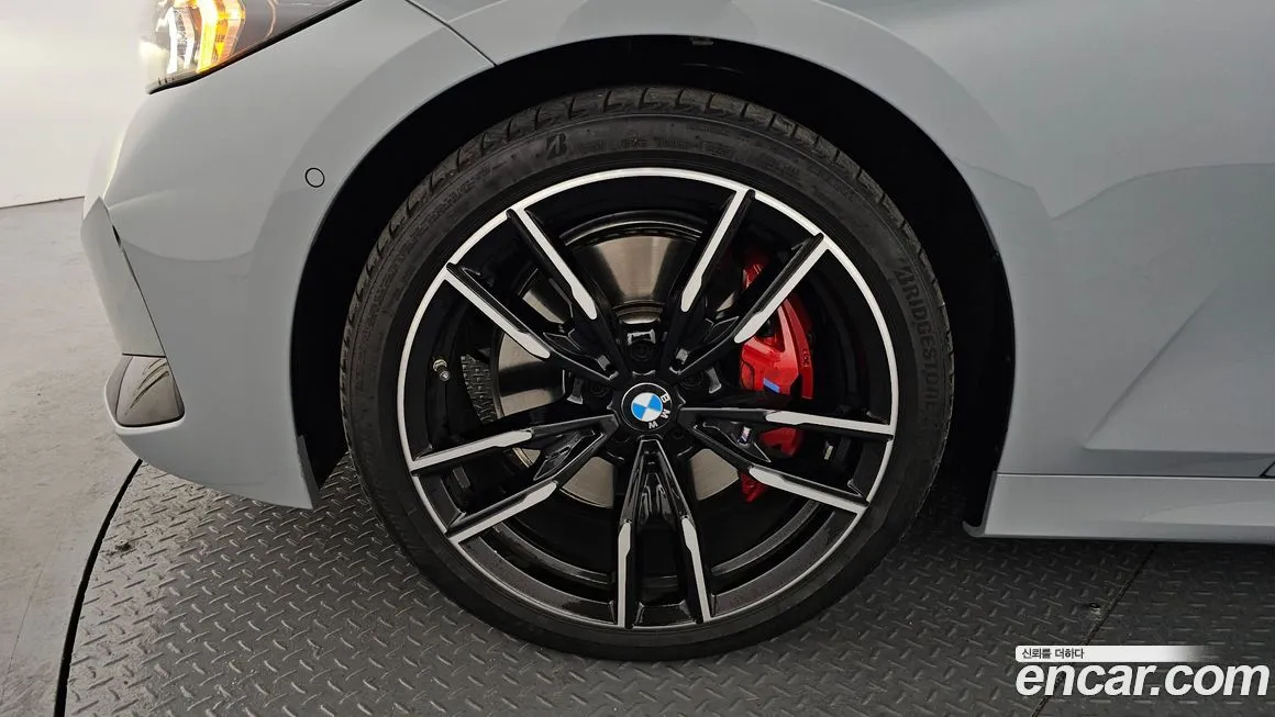 BMW 3-Series 2025 из KR, фото 6