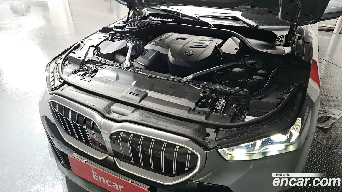 BMW 5-Series 2024 из KR, фото 10