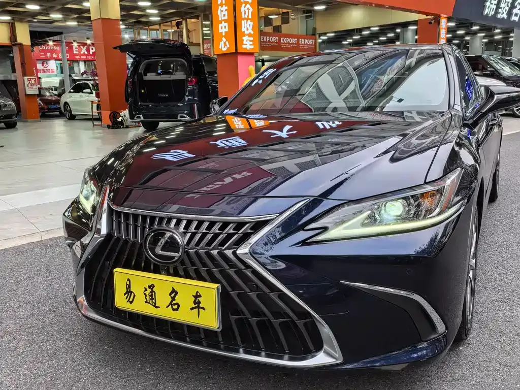 Lexus ES — фото 2