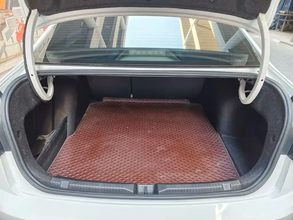Volkswagen Bora 2022 из CN, фото 2