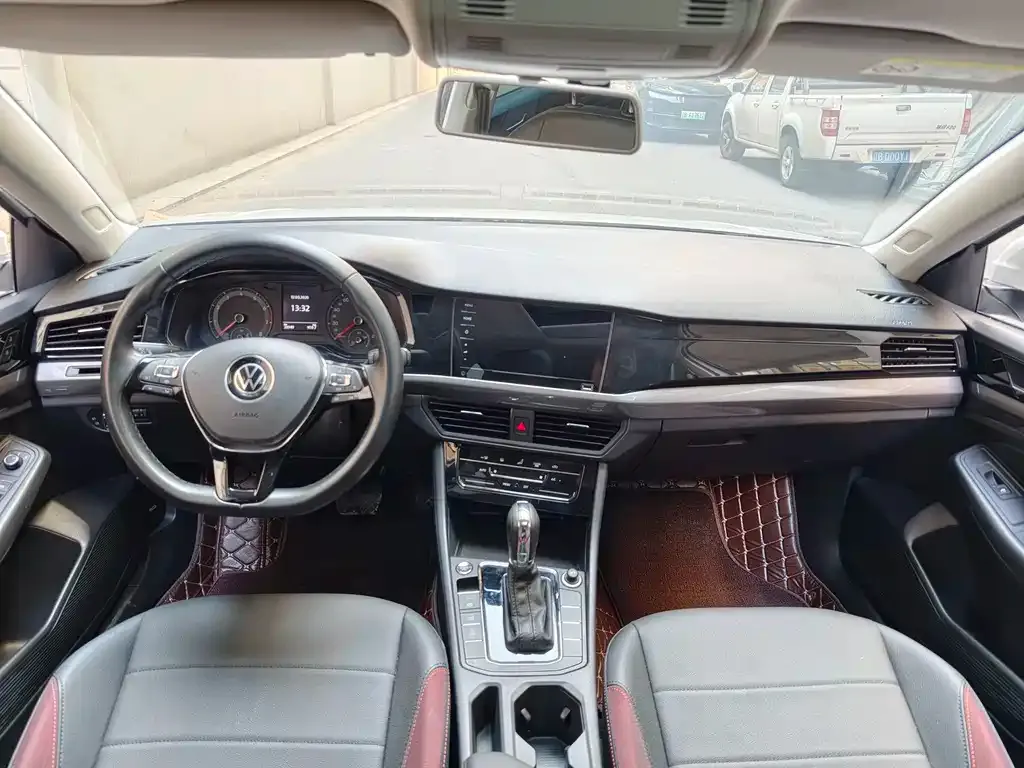 Volkswagen Bora 2022 из CN, фото 5