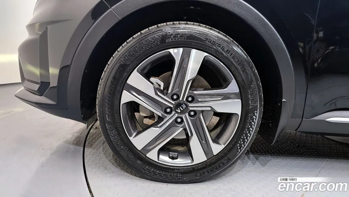Kia Sorento — фото 5