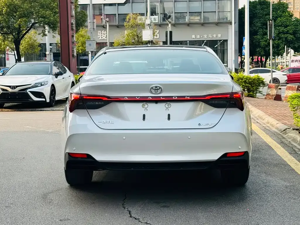 Toyota Avalon 2026 из CN, фото 4