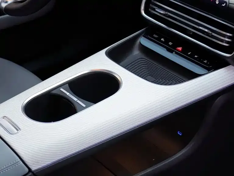 Mercedes-Benz CLA PHEV 2025 из CN, фото 2