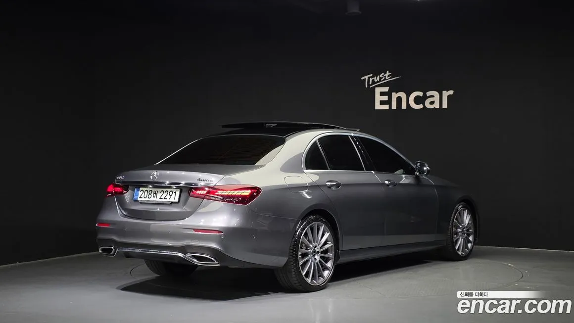 Mercedes-Benz E-Class 2022 из KR, фото 2