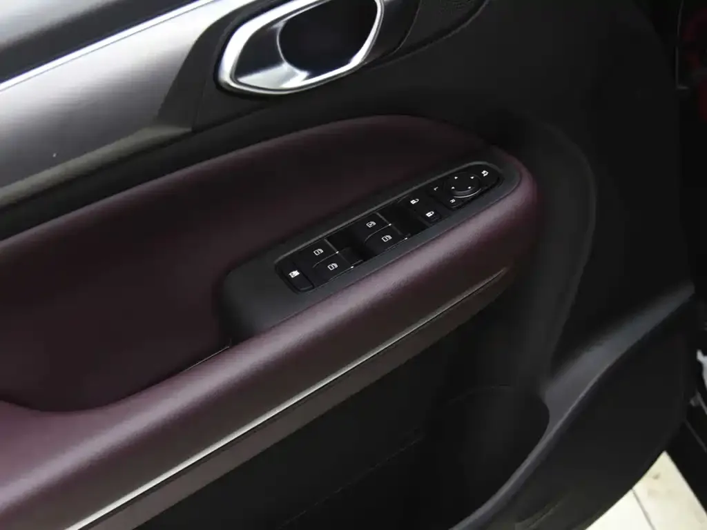 GAC Motor Trumpchi M6 2021 из CN, фото 9