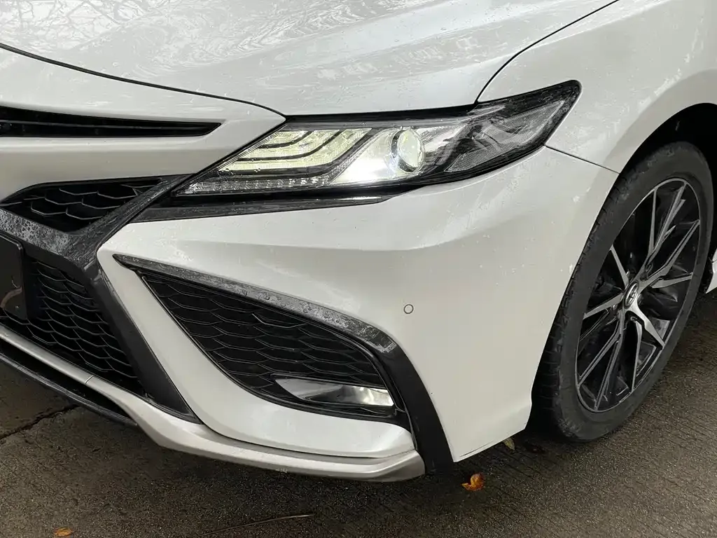 Toyota Camry 2022 из CN, фото 5