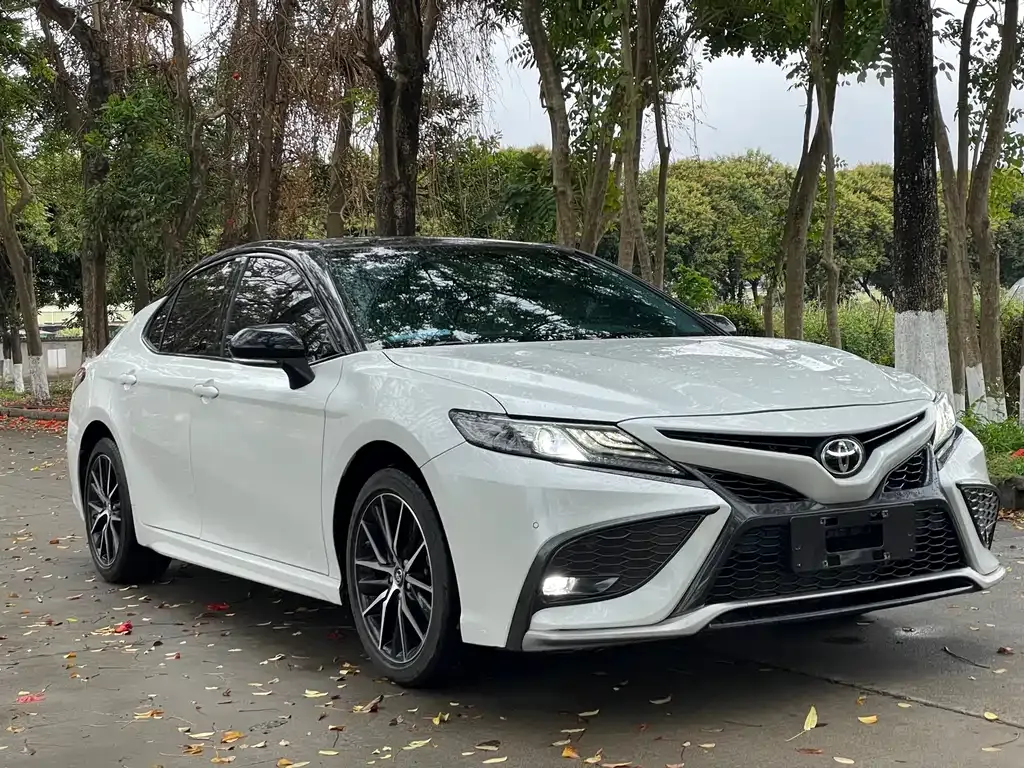 Toyota Camry 2022 из CN, фото 7