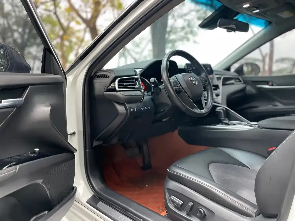 Toyota Camry 2022 из CN, фото 6