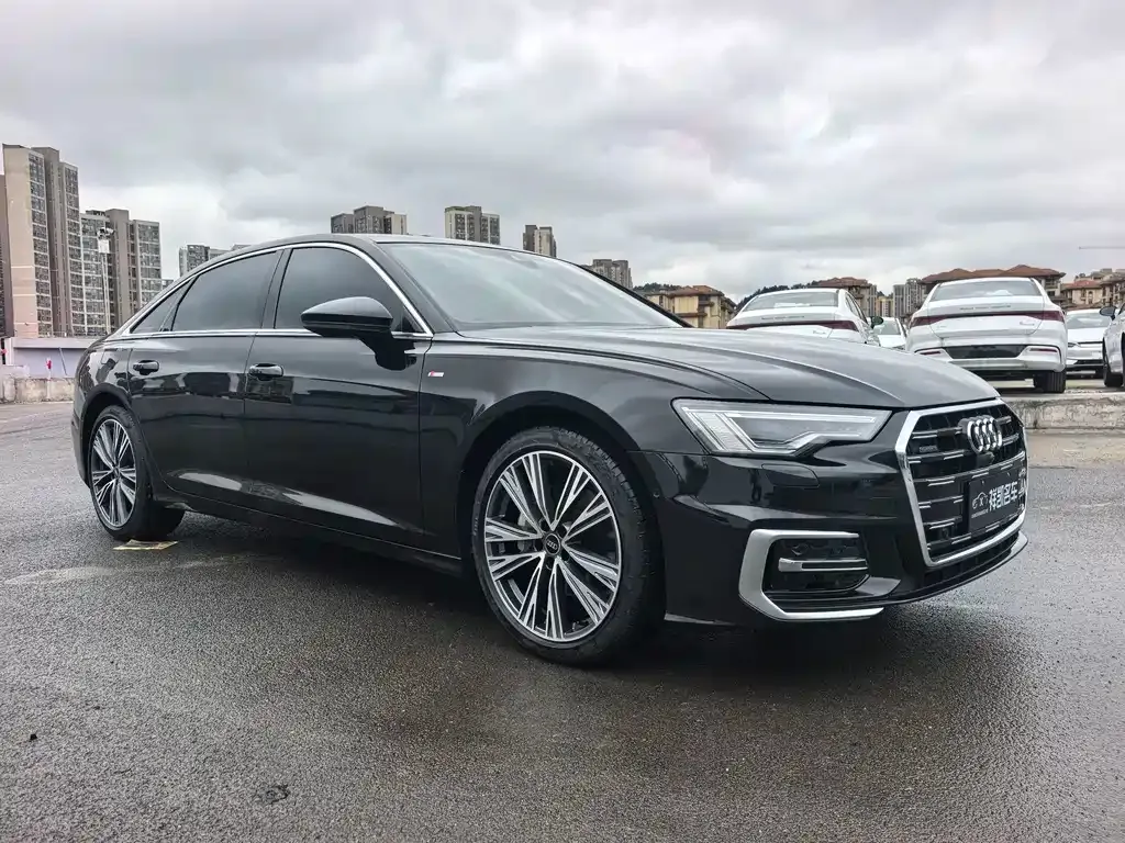 Audi A6L — фото 8