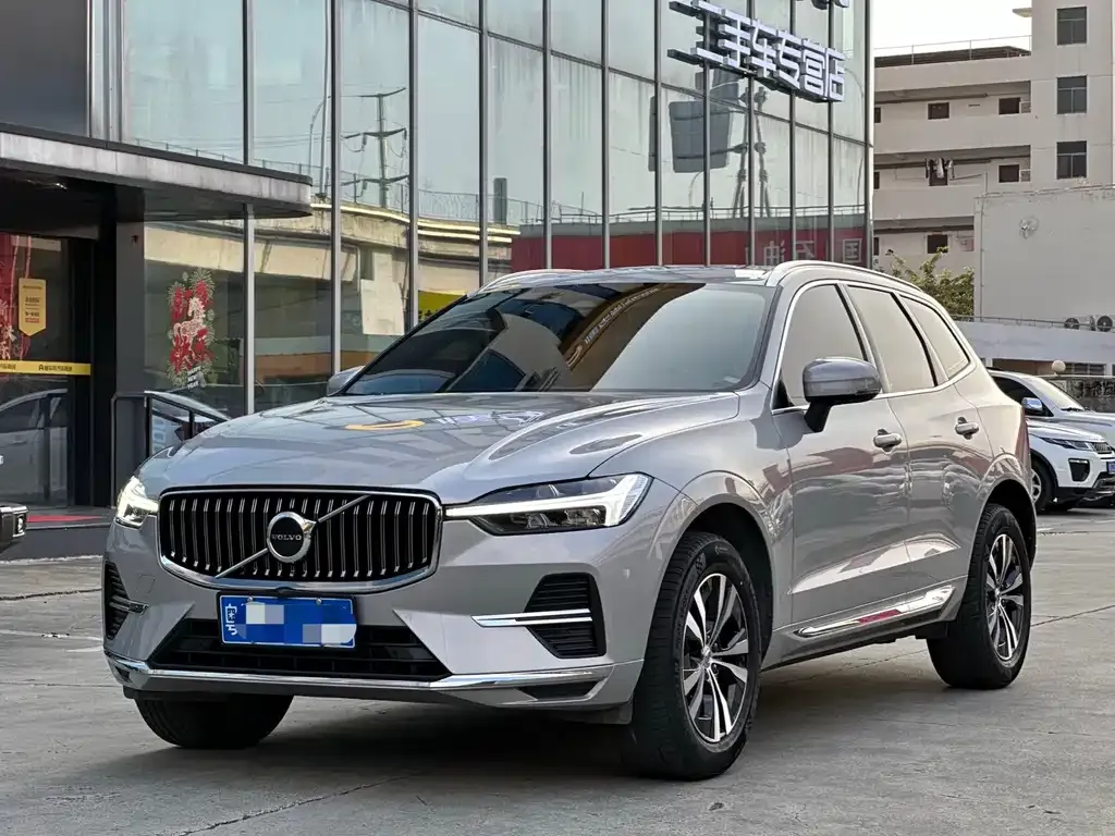 Volvo XC60 — фото 3