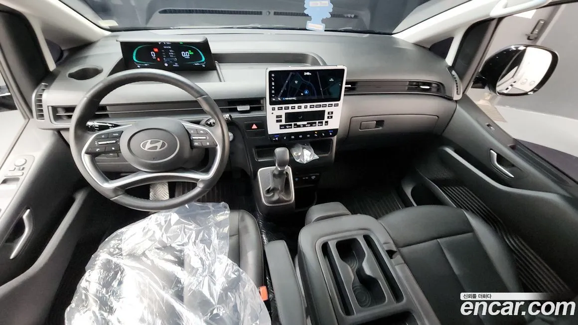 Hyundai Staria 2025 из KR, фото 10