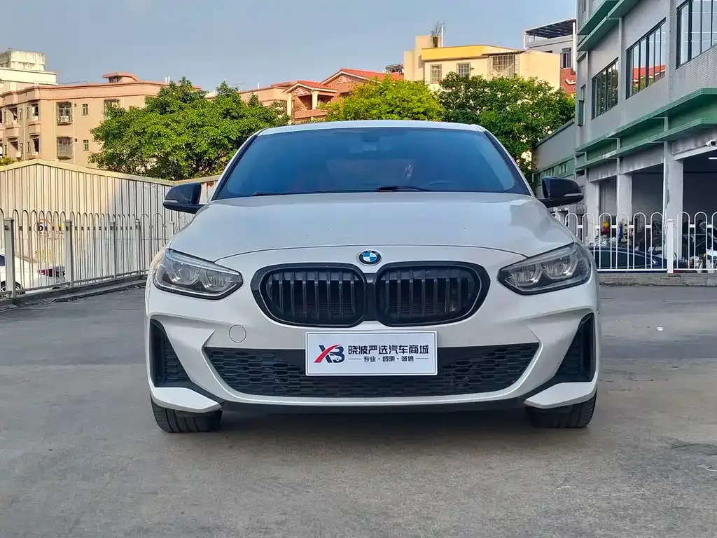 BMW 1 Series 2021 из CN, фото 5