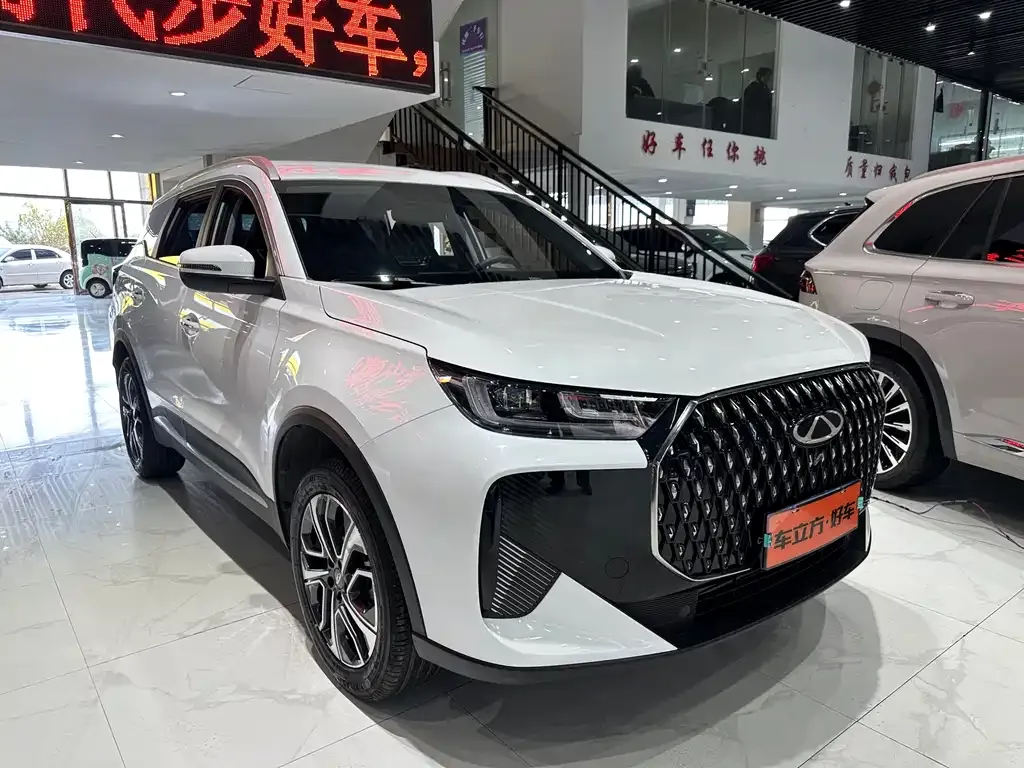 Chery Tiggo 7 PLUS — фото 8